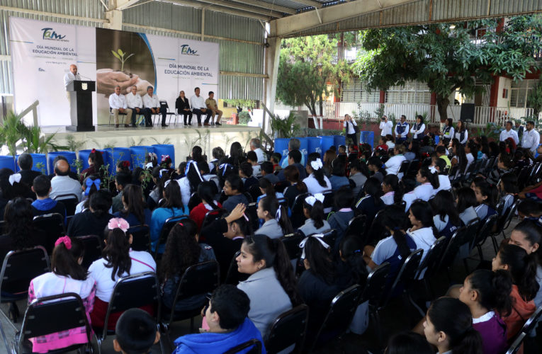 Gobierno de Tamaulipas benefició a doce escuelas
