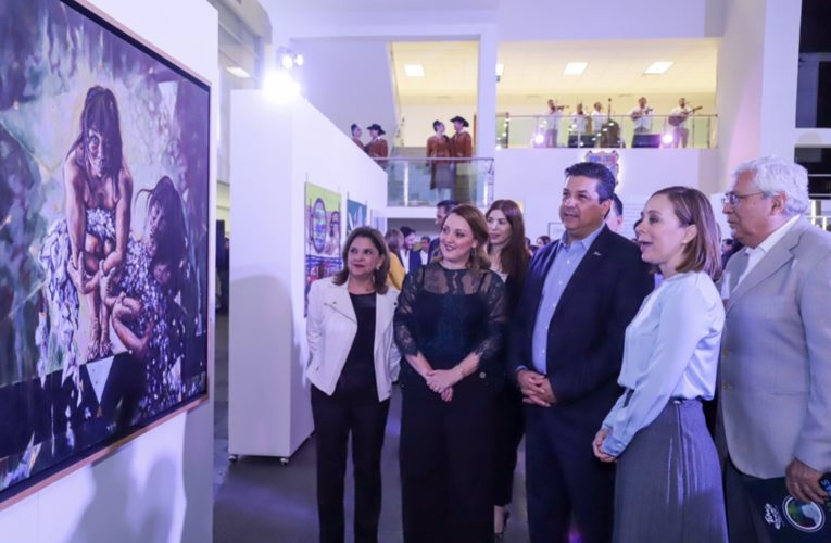 Inauguran Gobernador y Presidenta del DIF la exposición colectiva: El Color de Tamaulipas