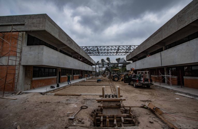 Notable avance registra construcción de primaria, resultado de la gestión del alcalde Mario López